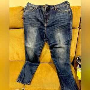 KUT Catherine Fab Ab Boyfriend Jeans